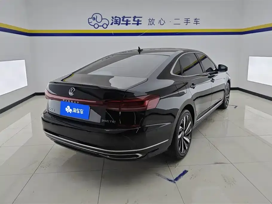 Volkswagen Passat — фото 6