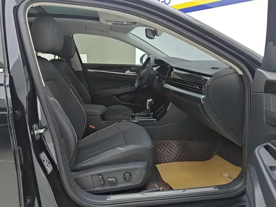 Volkswagen Passat — фото 8