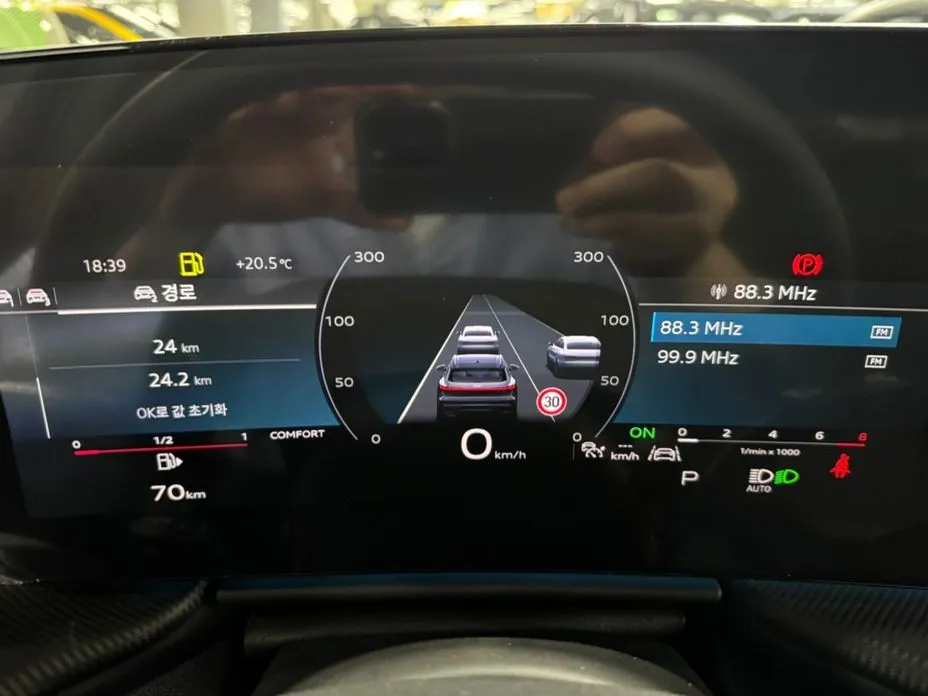 Audi Q5 2025 из KR, фото 4