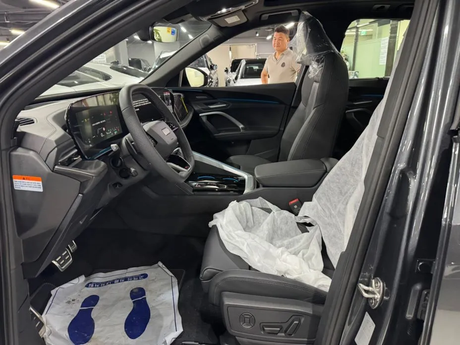 Audi Q5 2025 из KR, фото 10