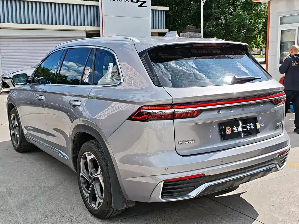 Geely Xingyue L — фото 4