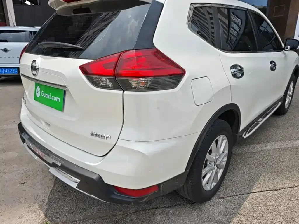 Nissan X-Trail 2021 из CN, фото 3