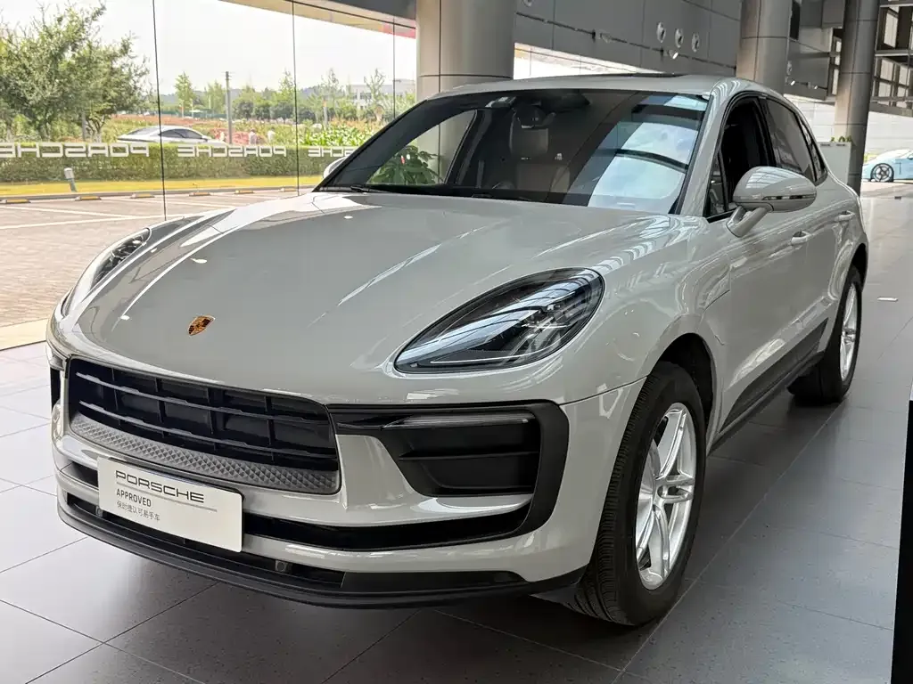 Porsche Macan — фото 1