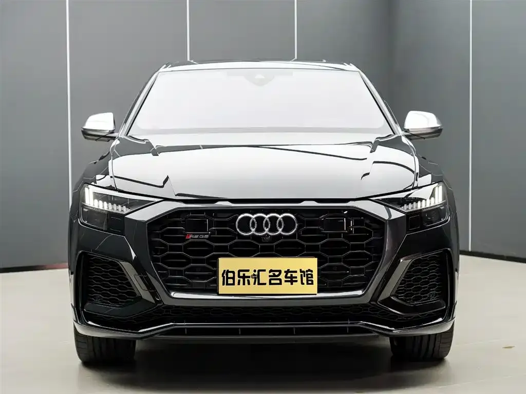 Audi RS Q8 2024 из CN, фото 10