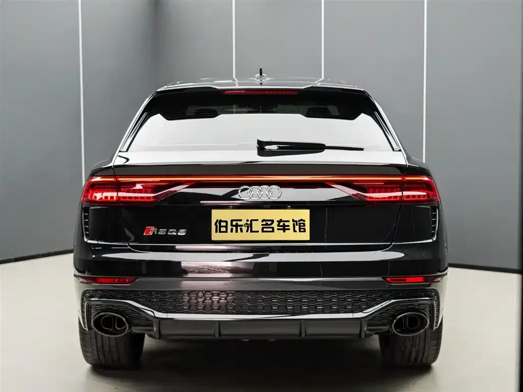 Audi RS Q8 2024 из CN, фото 2