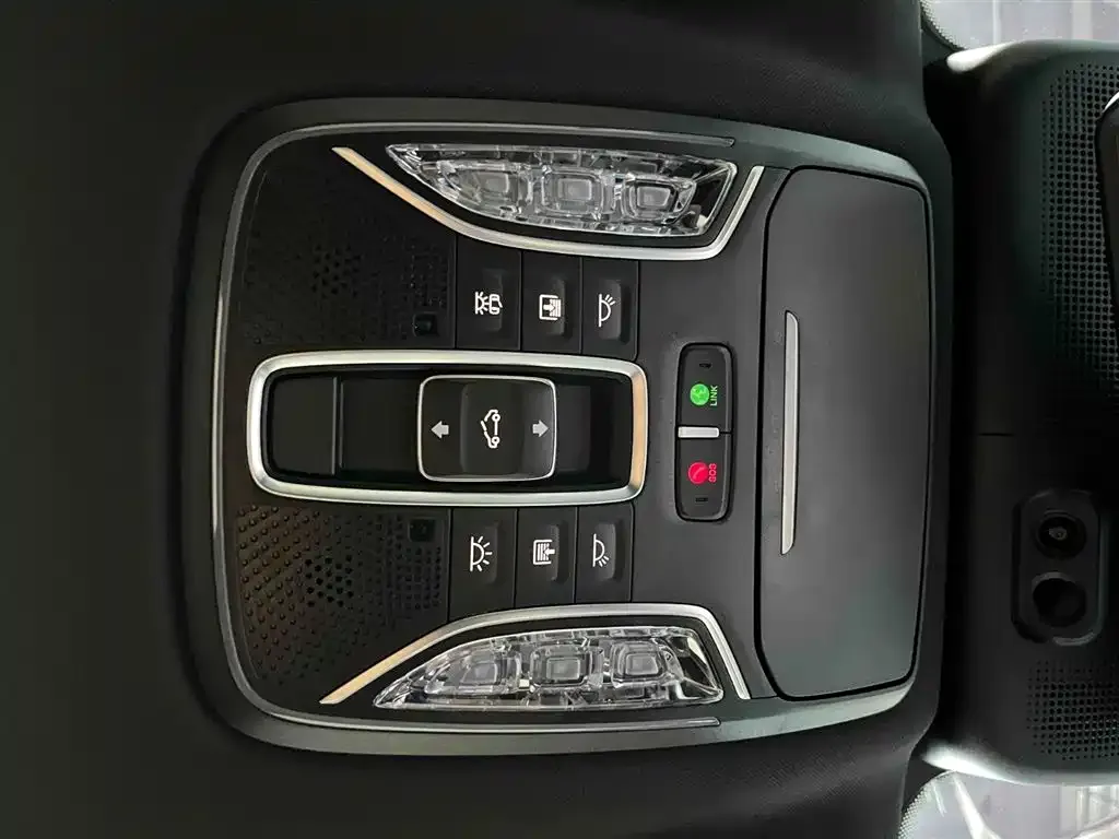 GAC Motor Trumpchi GS8 — фото 2