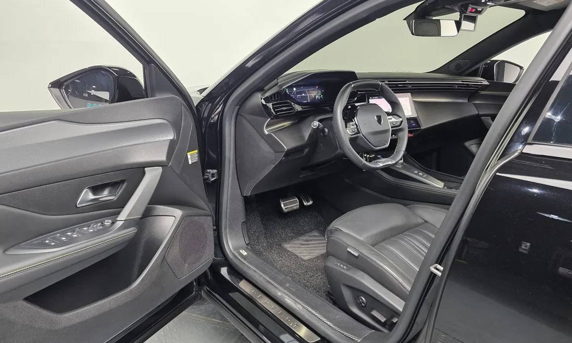 Peugeot 408 2023 из KR, фото 6