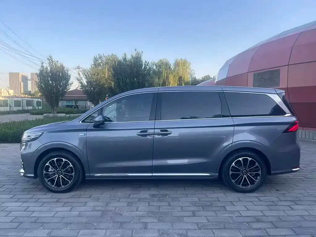 Roewe iMAX8 2023 из CN, фото 10