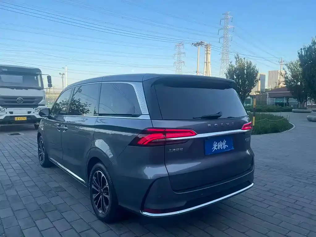 Roewe iMAX8 2023 из CN, фото 7