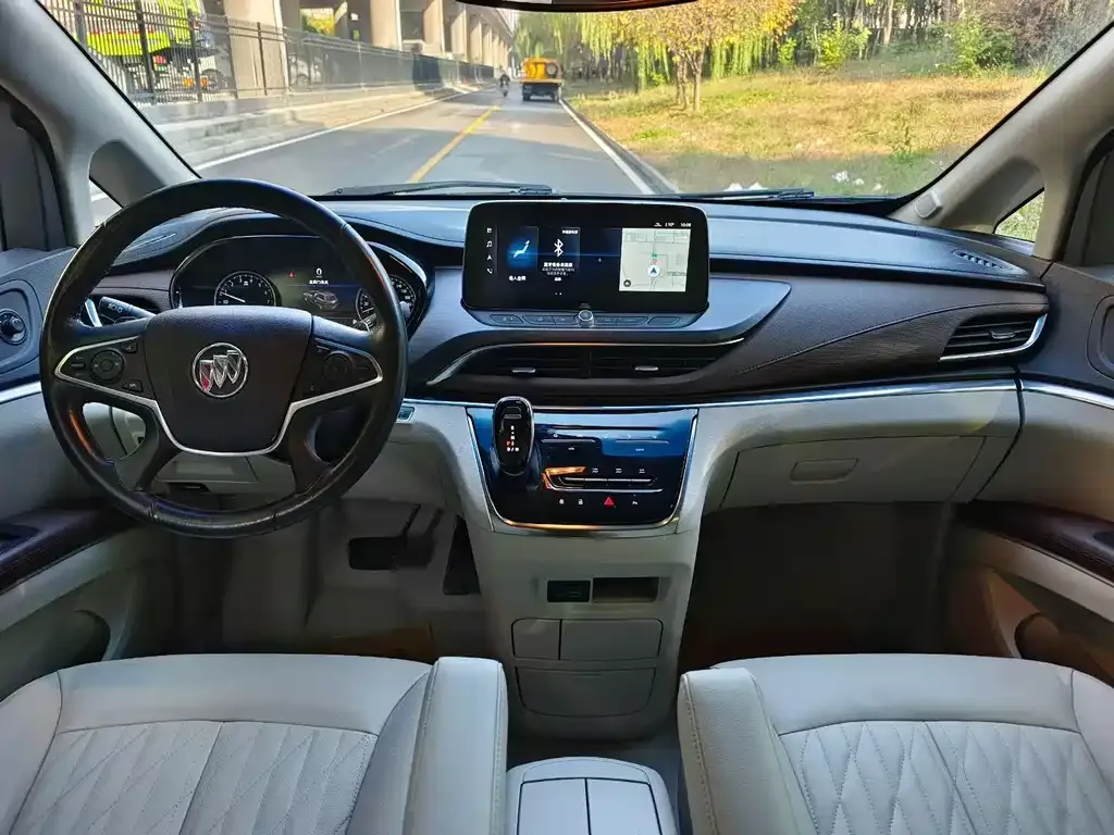 Buick GL8 2022 из CN, фото 7