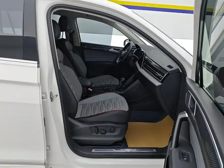 Volkswagen 途观L插电混动 — фото 10