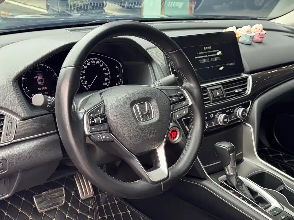 Honda Accord — фото 7