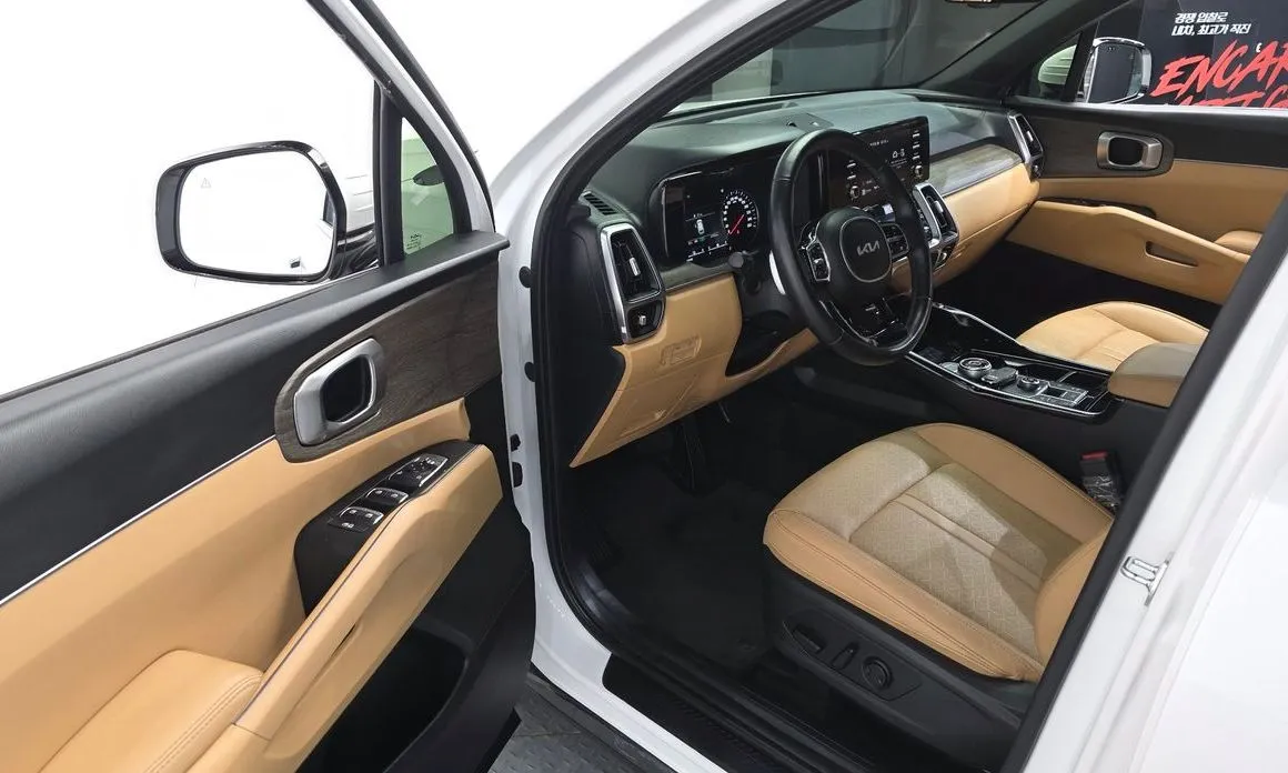 Kia Sorento — фото 8