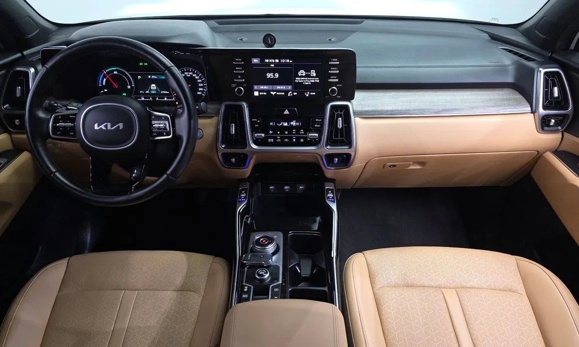 Kia Sorento — фото 10