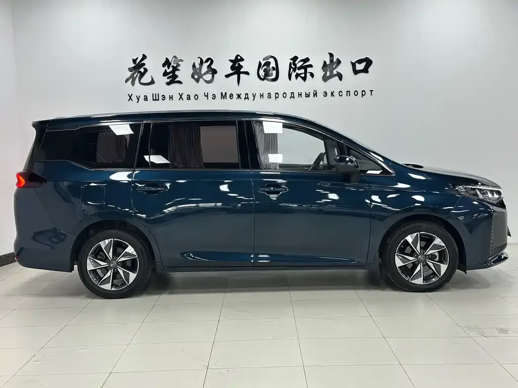 GAC Motor Trumpchi M6 — фото 10