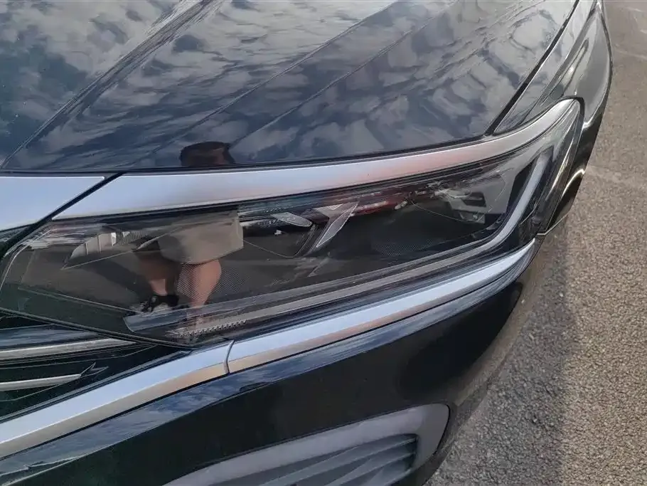 Volkswagen Passat — фото 9