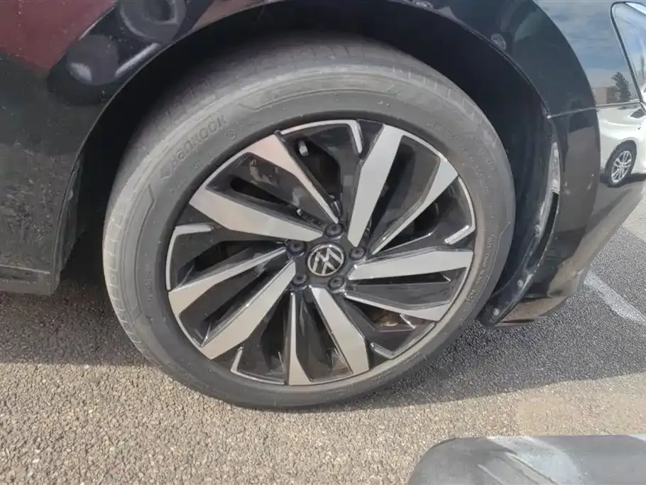Volkswagen Passat — фото 7
