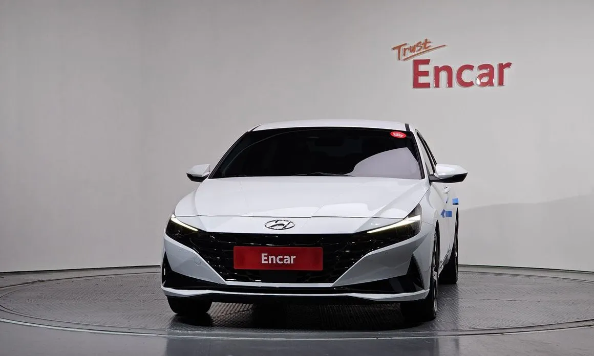 Hyundai AVANTE — фото 3