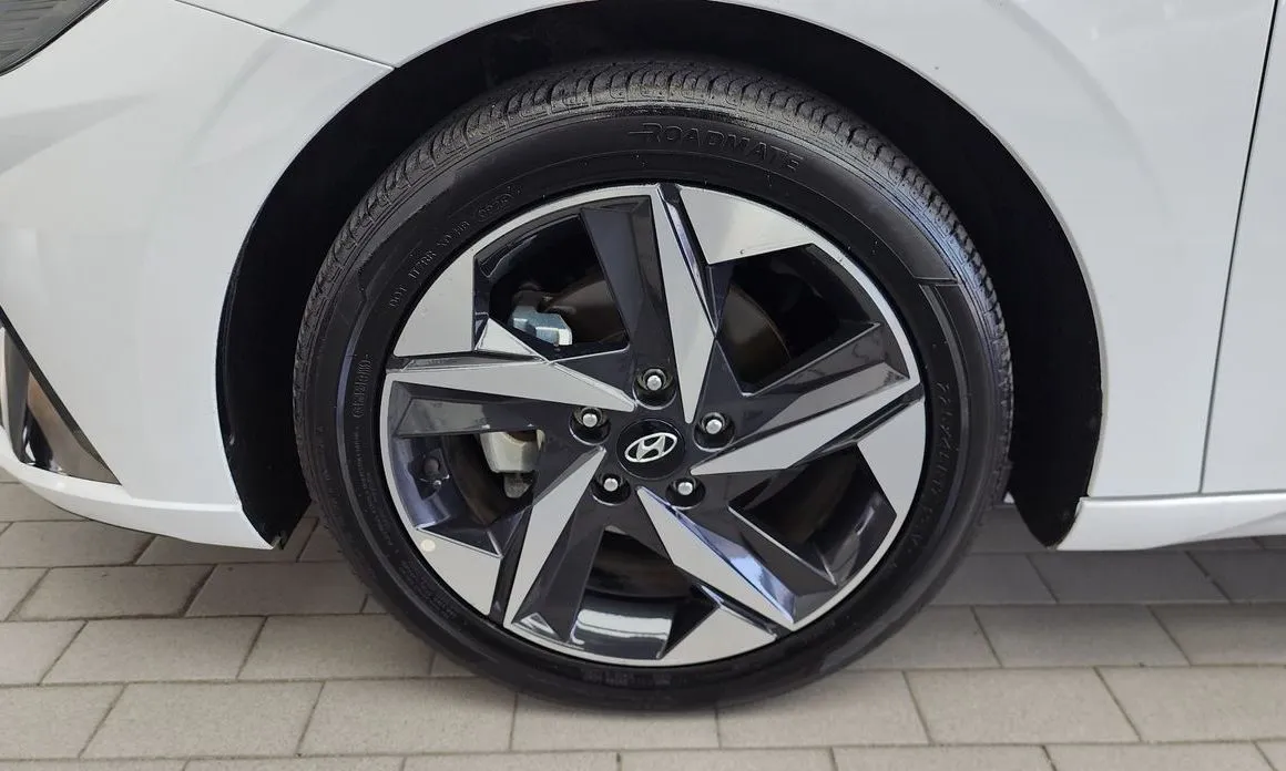 Hyundai AVANTE — фото 5