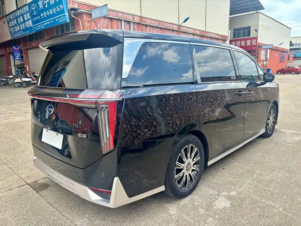 GAC Motor Trumpchi E9 — фото 5
