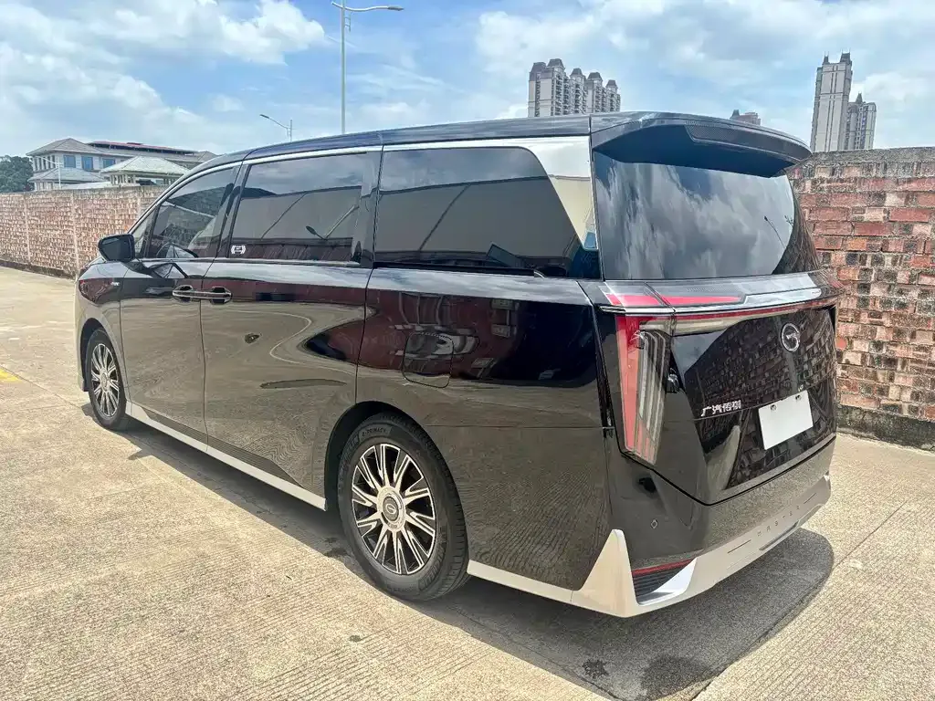 GAC Motor Trumpchi E9 — фото 7