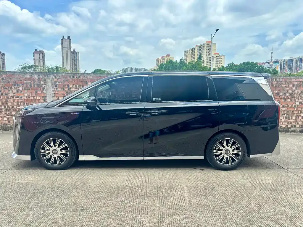 GAC Motor Trumpchi E9 — фото 9