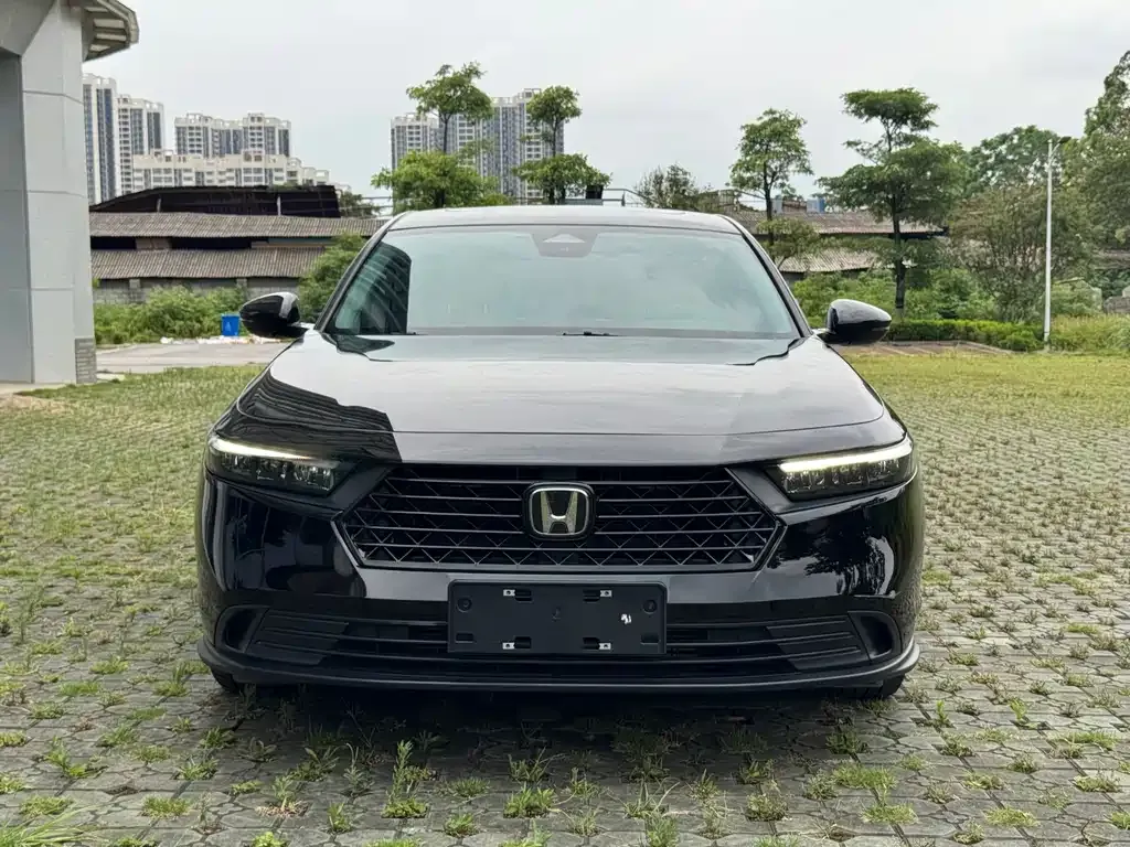 Honda Accord — фото 5