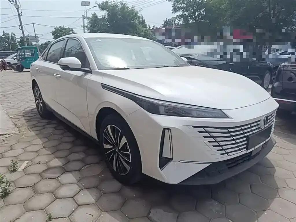 Changan Eado PHEV 2026 из CN, фото 5