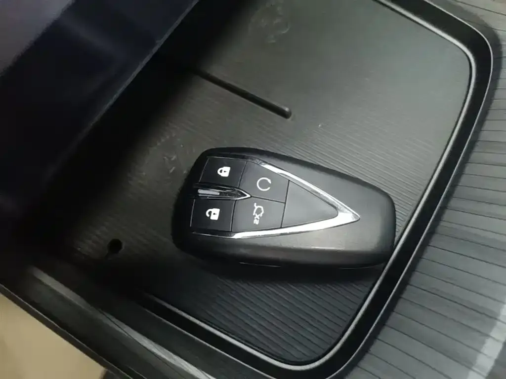 Changan Eado PHEV 2026 из CN, фото 7