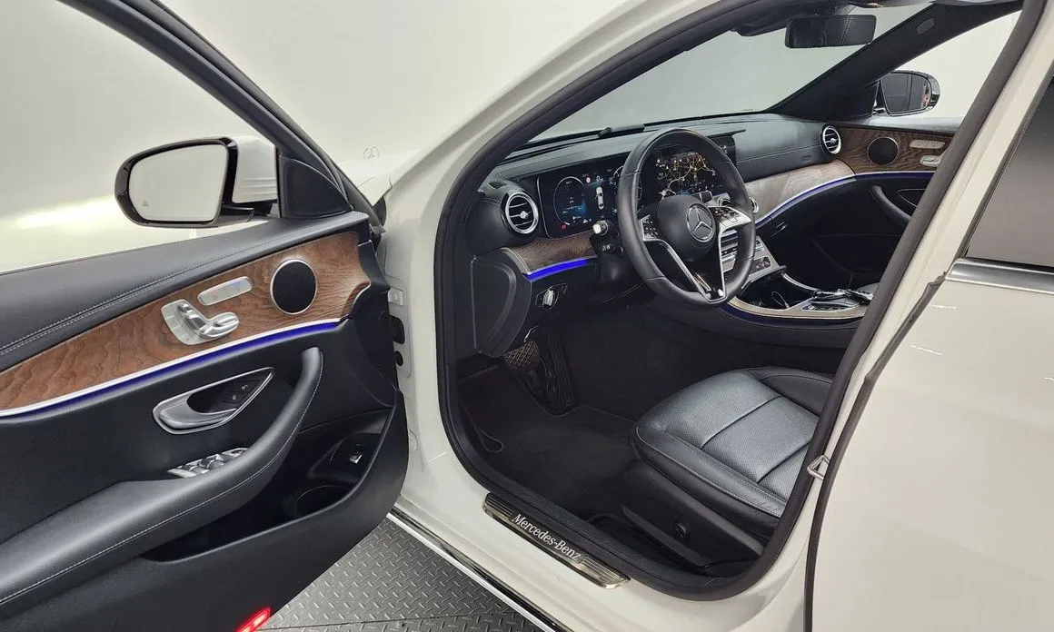 Mercedes-Benz E-Class 2023 из KR, фото 10