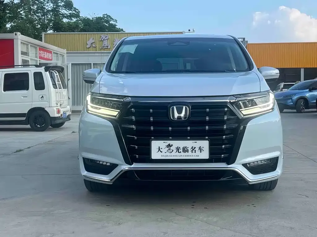 Honda Elysion — фото 4