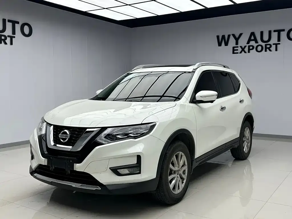 Nissan X-Trail — фото 1