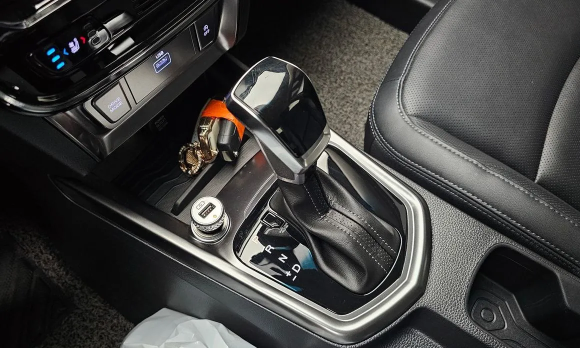 KG Mobility (Ssangyong) TIBOLI 2022 из KR, фото 7