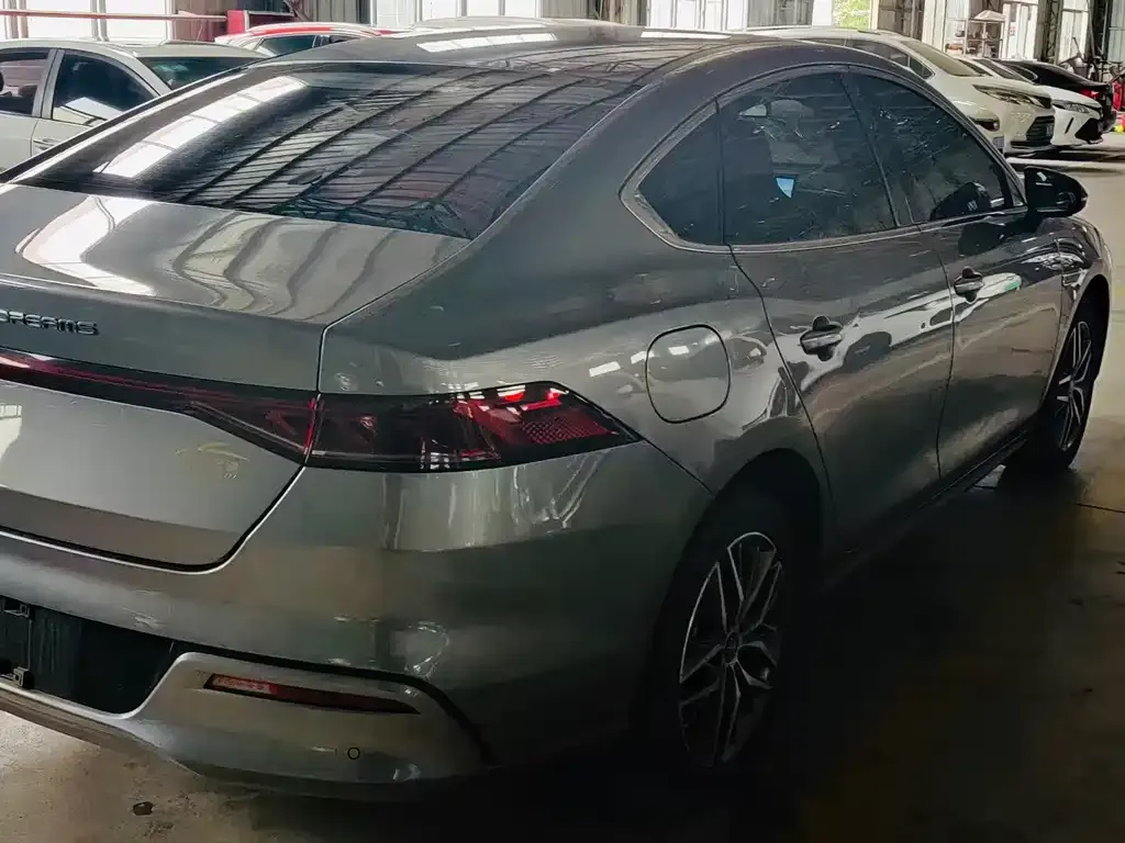 BYD Qin PLUS — фото 4