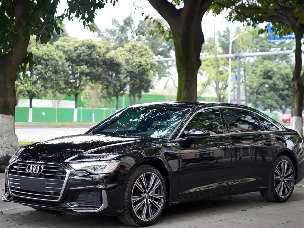 Audi A6L — фото 10