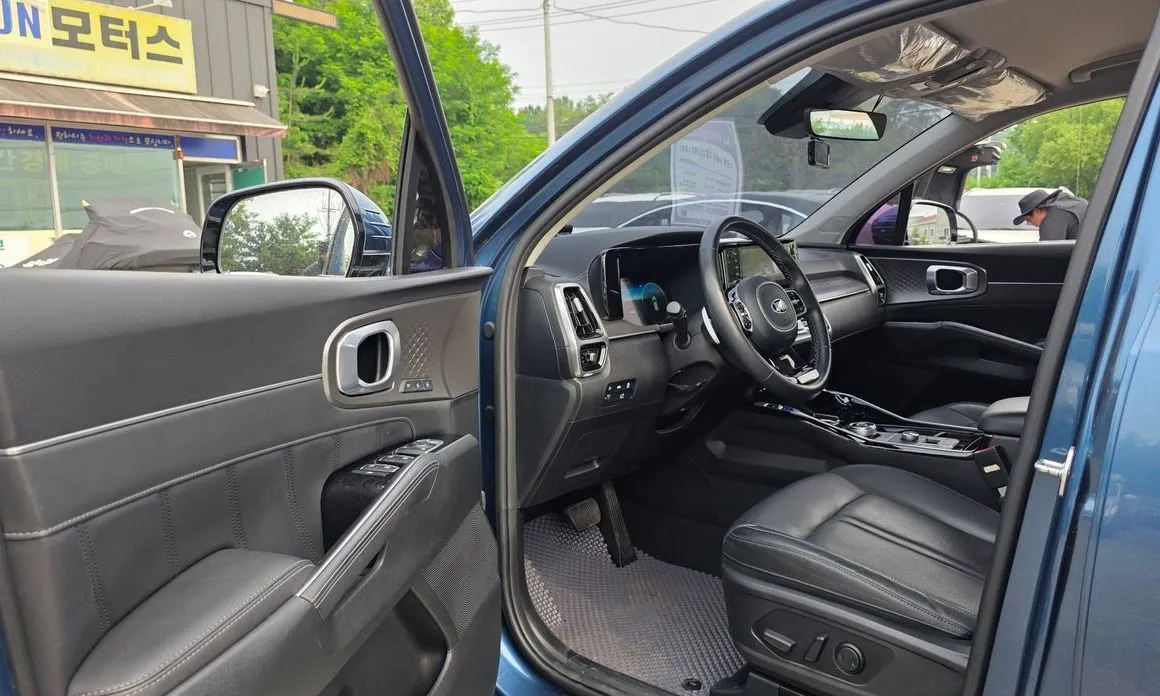 Kia Sorento — фото 5