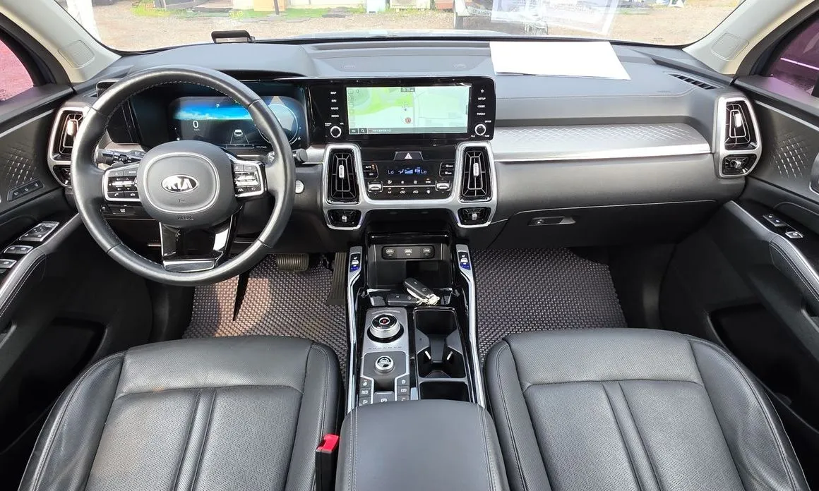 Kia Sorento — фото 7