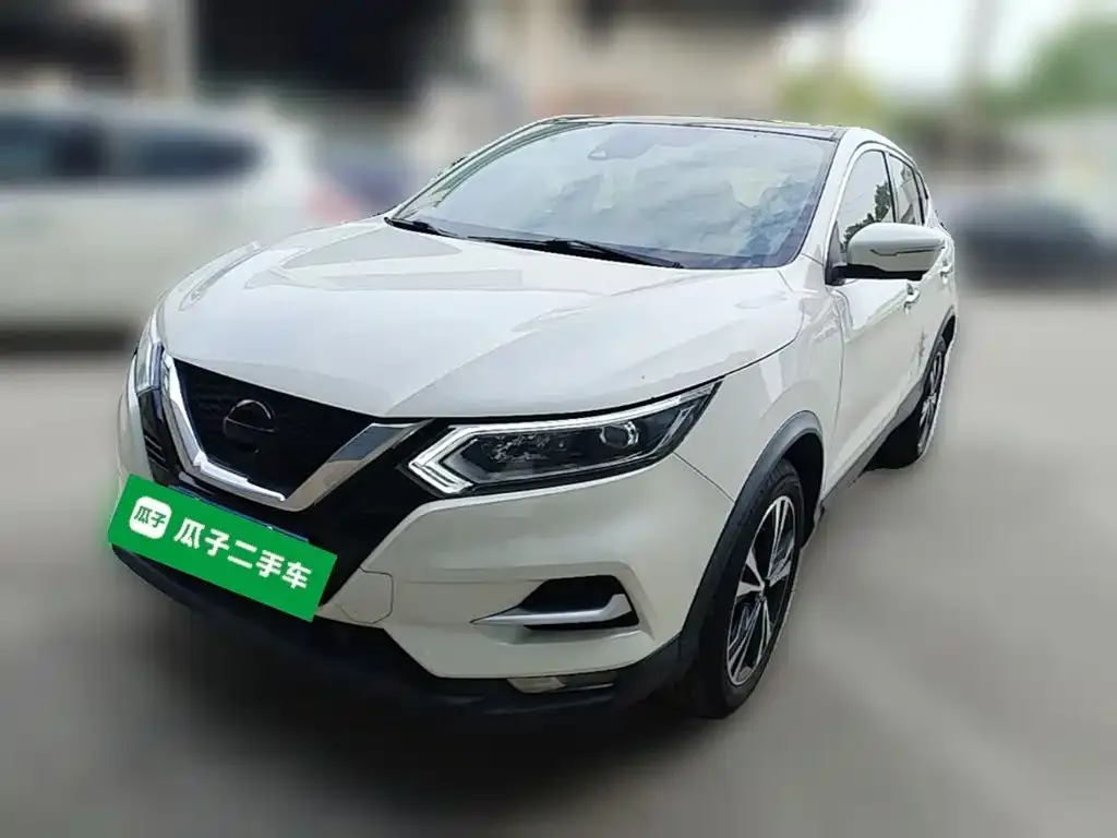 Nissan Qashqai — фото 1