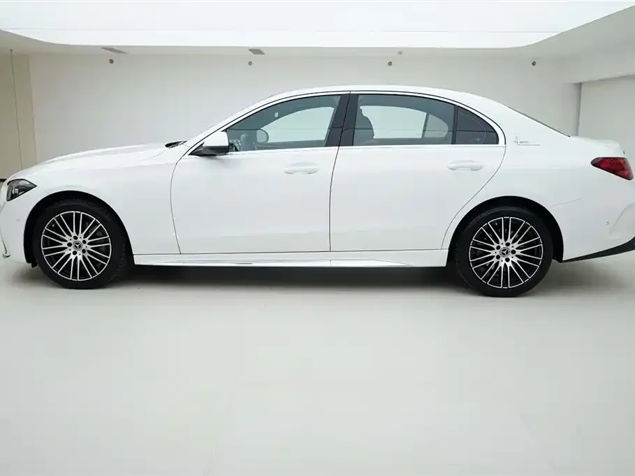 Mercedes-Benz C-Class — фото 4