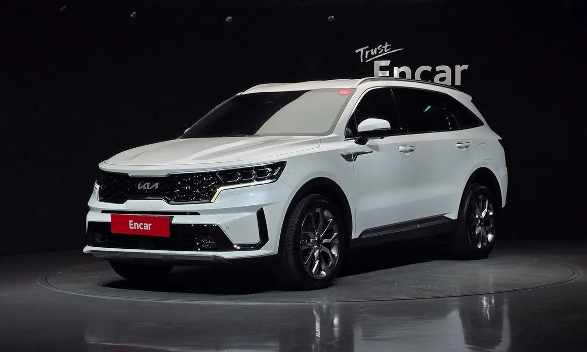 Kia Sorento — фото 1