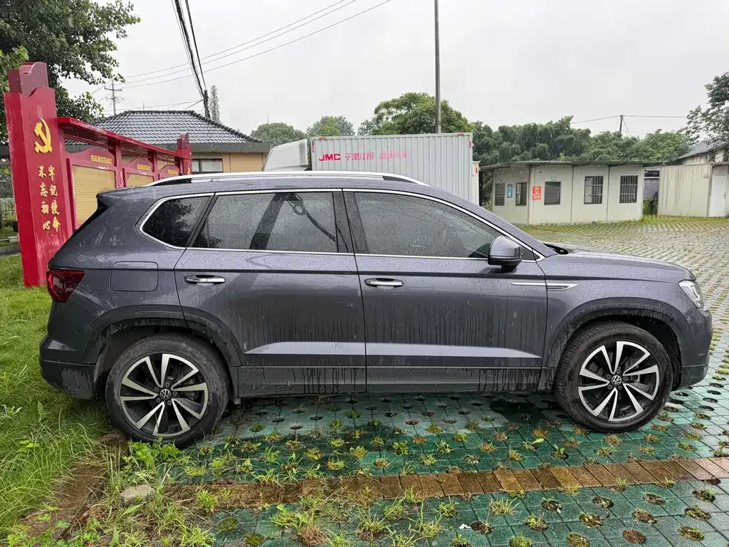 Volkswagen Tharu — фото 9