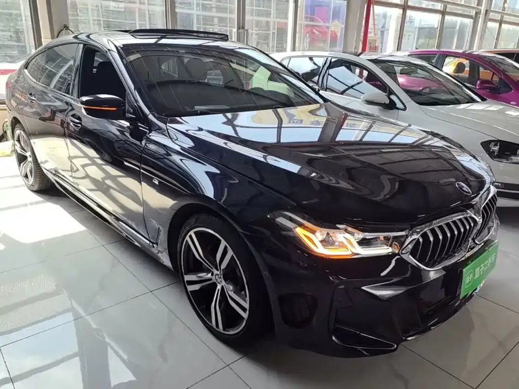 BMW 6 Series GT — фото 10