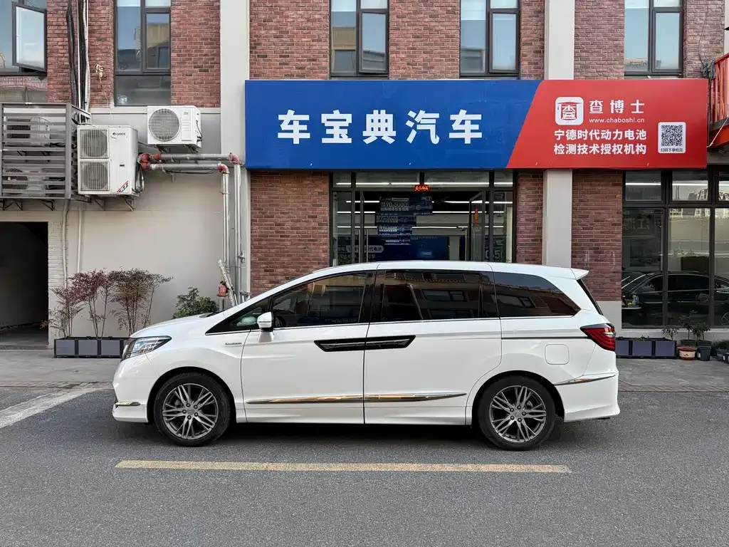 Honda Elysion 2021 из CN, фото 3