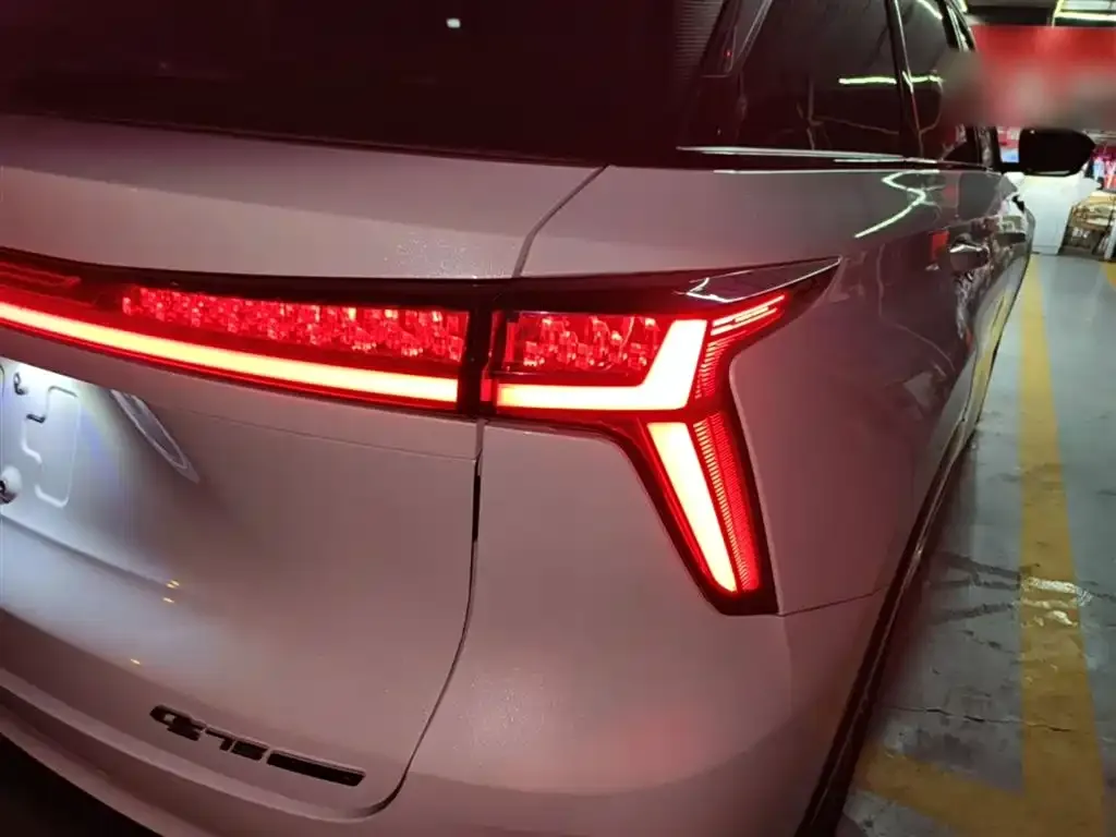 Changan CS75PLUS — фото 9