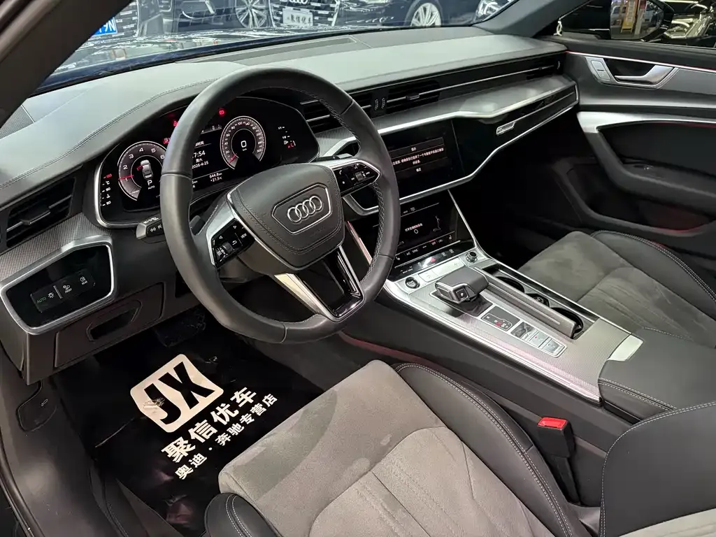 Audi A6L — фото 6