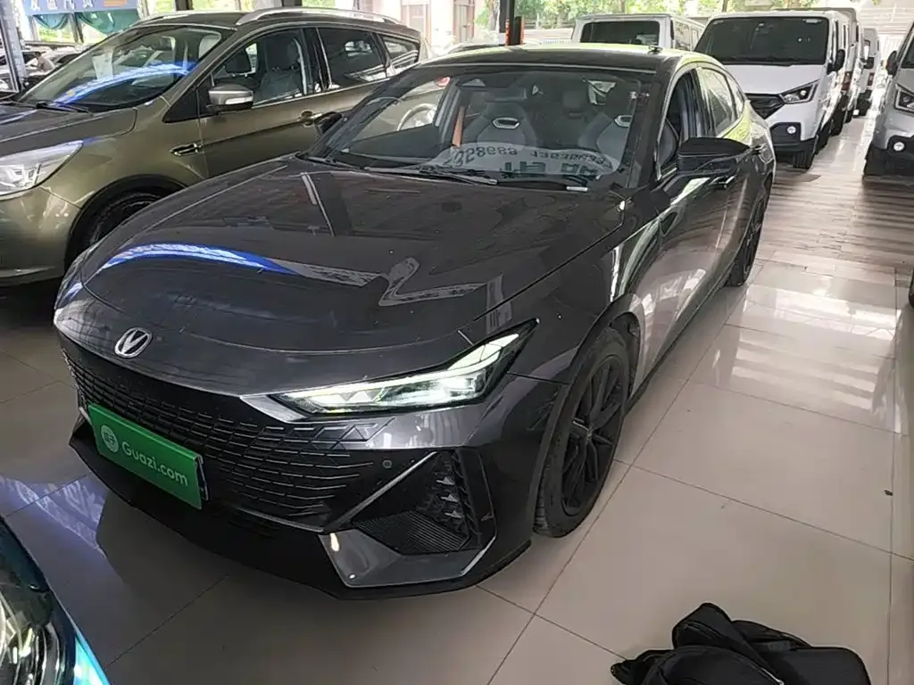 Changan UNI-V