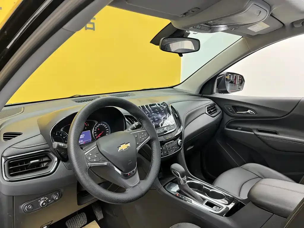 Chevrolet Equinox 2022 из CN, фото 7