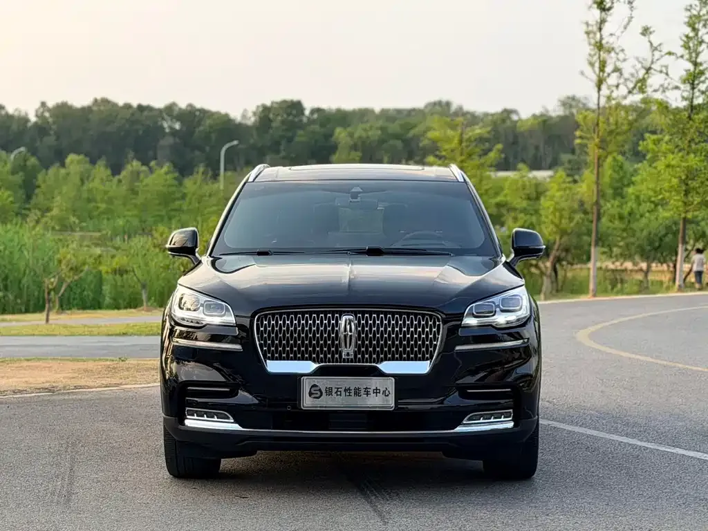 Lincoln Aviator — фото 6