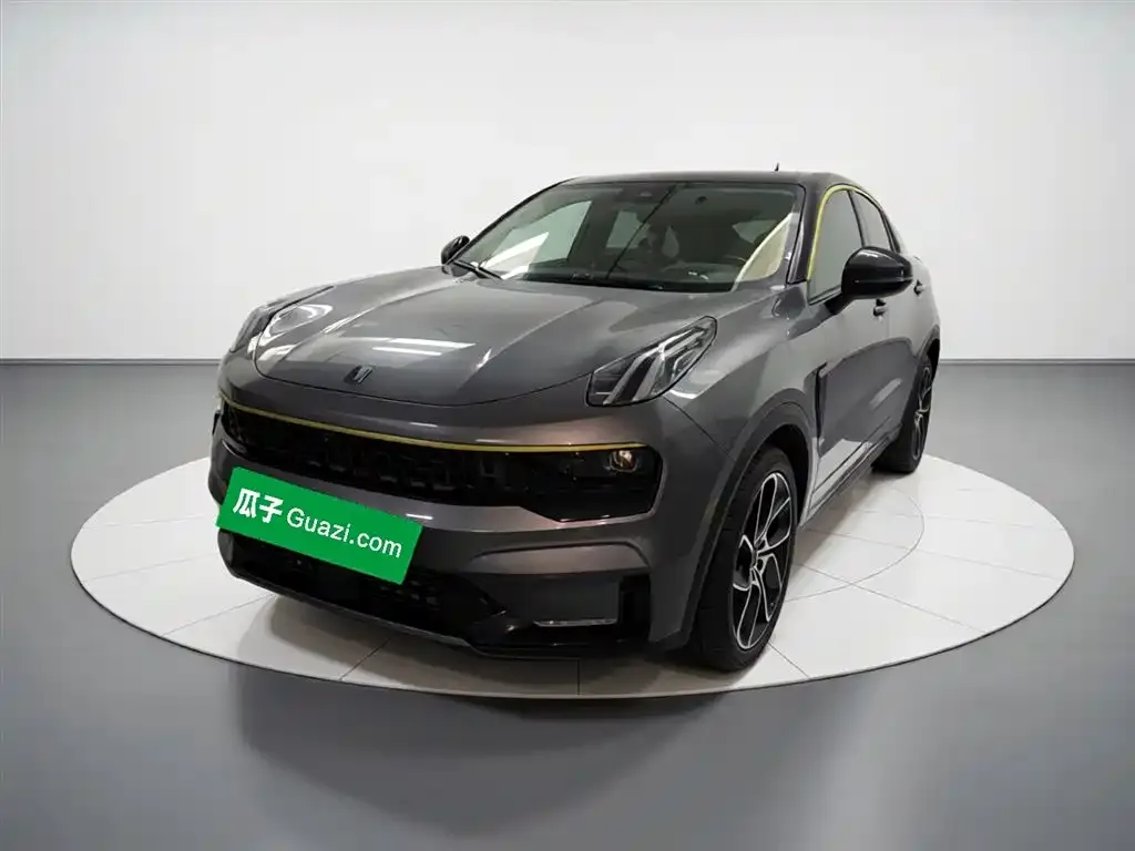 Lynk & Co 05
