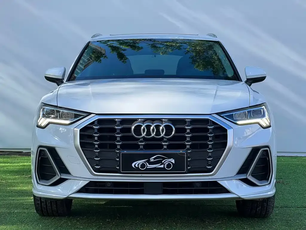 Audi Q3 — фото 4